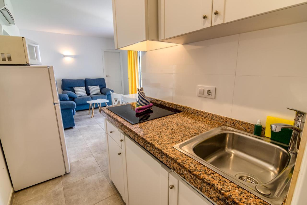 Apartamentos Las Golondrinas Кала-ен-Бош Екстер'єр фото