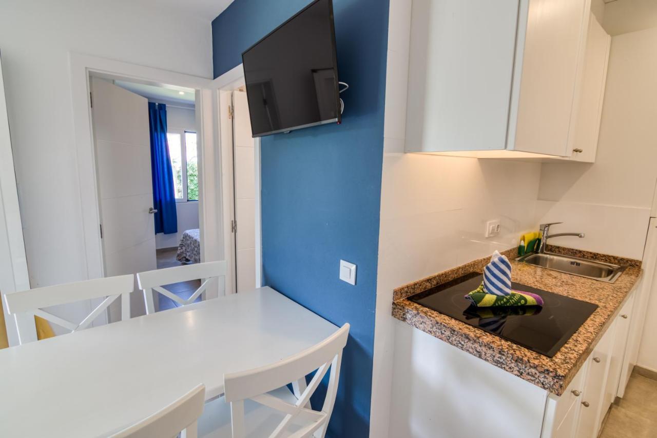 Apartamentos Las Golondrinas Кала-ен-Бош Екстер'єр фото